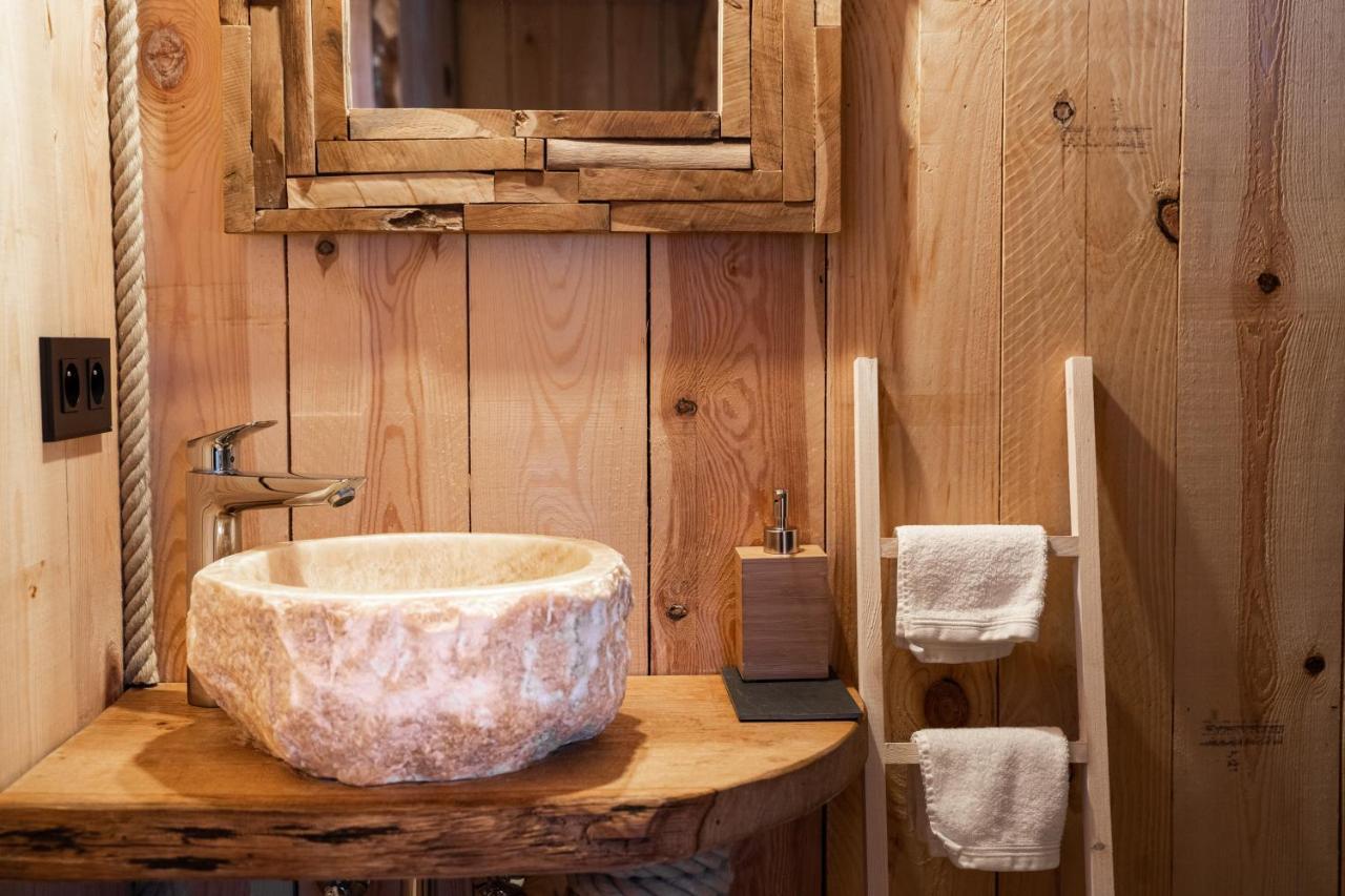 La Cabane Ofuro Villa Celles  Dış mekan fotoğraf